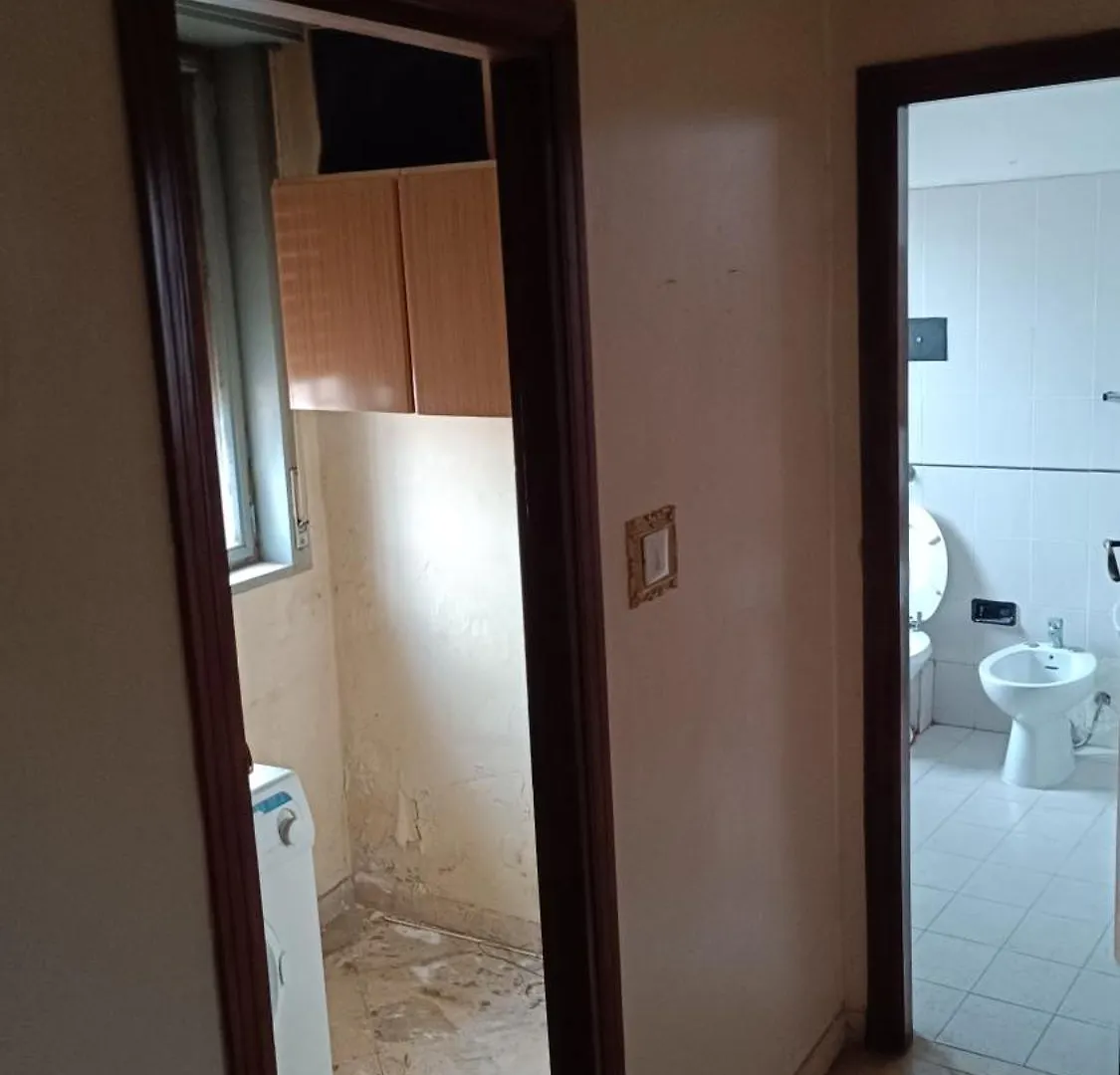Sarah Mensah Apartment Palermo Italy